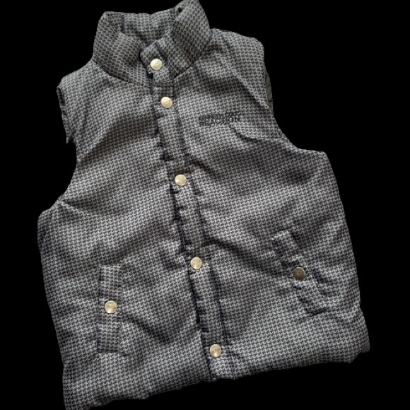 Kenneth Cole Puffer Vest 3T - Picture 4 of 4